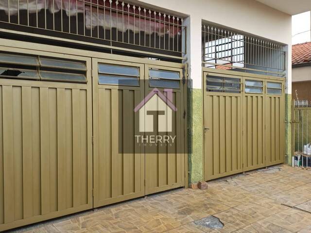 Sobrado para Venda em Araraquara - 5