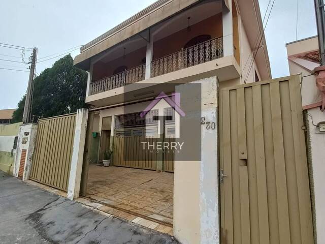 Sobrado para Venda em Araraquara - 2