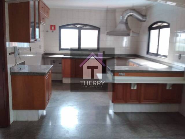 Sobrado para Venda em Araraquara - 3