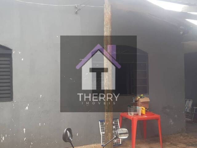 Casa para Venda em Araraquara - 3