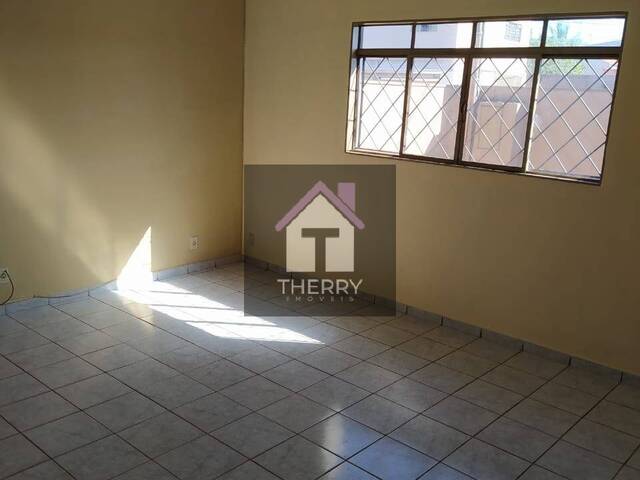 Casa para Venda em Araraquara - 3