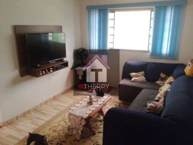 #CA0118 - Casa para Venda em Araraquara - SP