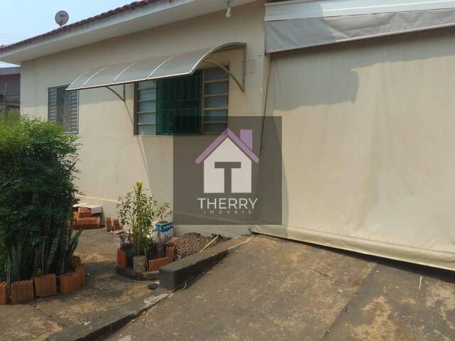 #CA0118 - Casa para Venda em Araraquara - SP