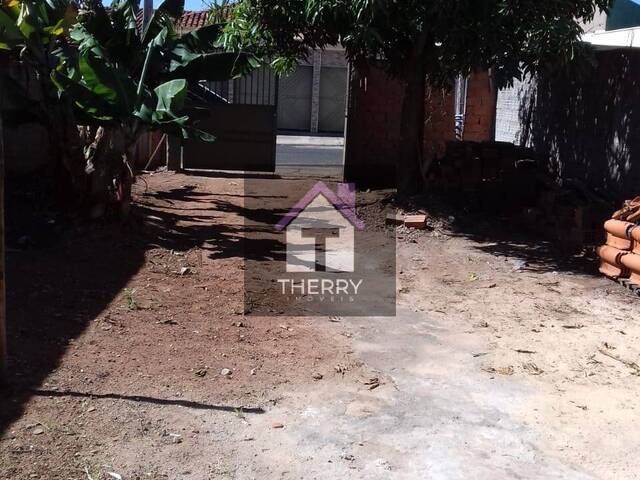 Casa para Venda em Araraquara - 3