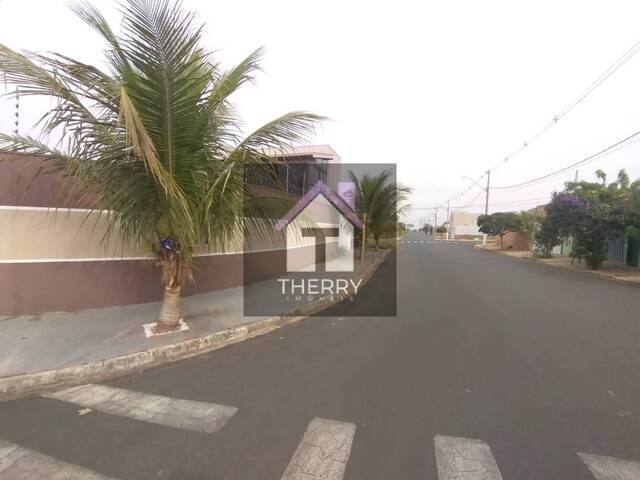 Sobrado para Venda em Araraquara - 2