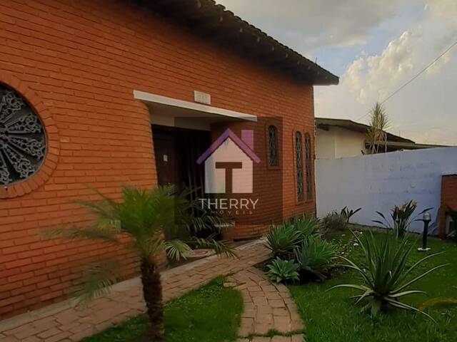 Casa para Venda em Araraquara - 2