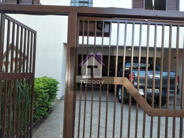 Sobrado para Venda em Araraquara - 3