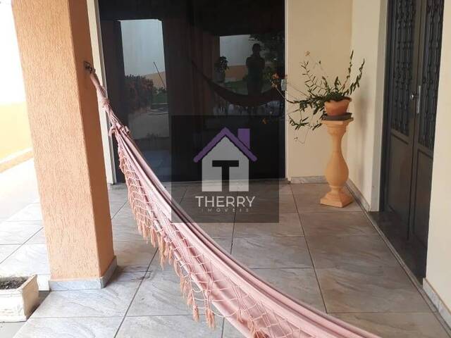 Sobrado para Venda em Araraquara - 5