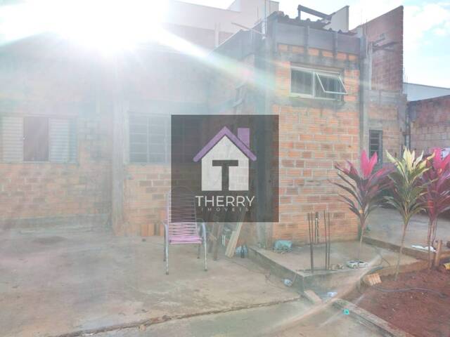 Casa para Venda em Araraquara - 2