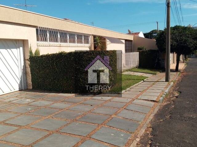 Casa para Venda em Araraquara - 2