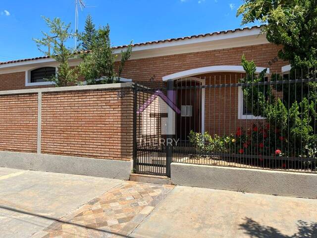 Casa para Venda em Araraquara - 3