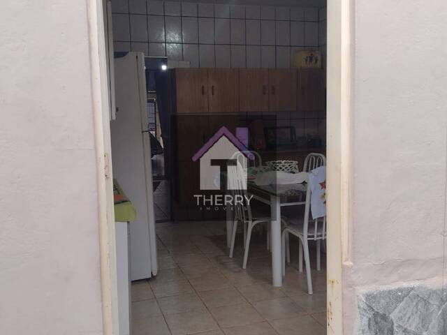 Casa para Venda em Araraquara - 3