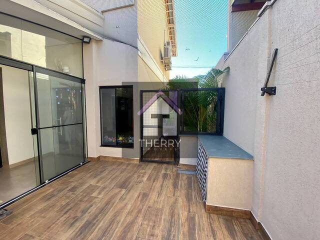 Sobrado para Venda em Araraquara - 3