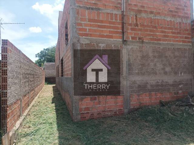 Casa para Venda em Araraquara - 3