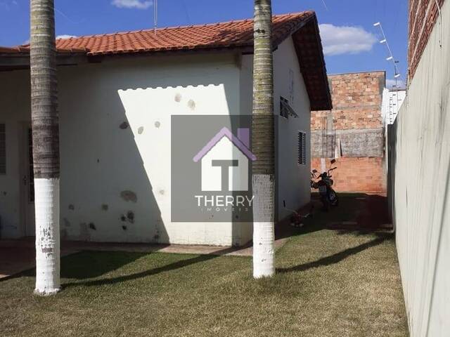 Casa para Venda em Araraquara - 2