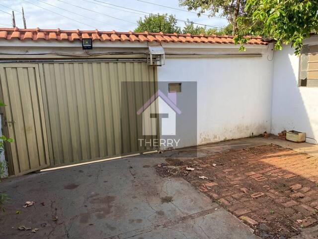 #CA0390 - Casa para Venda em Araraquara - SP