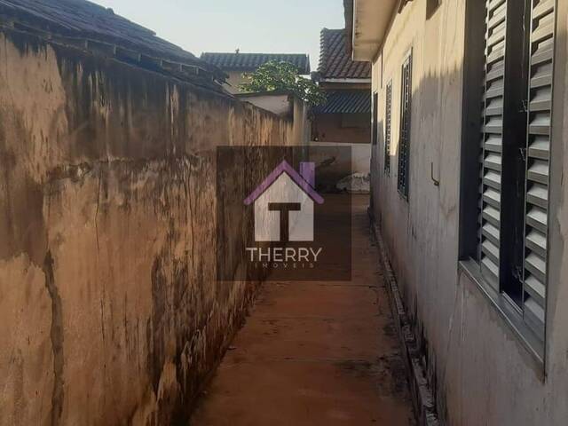 Casa para Venda em Araraquara - 3