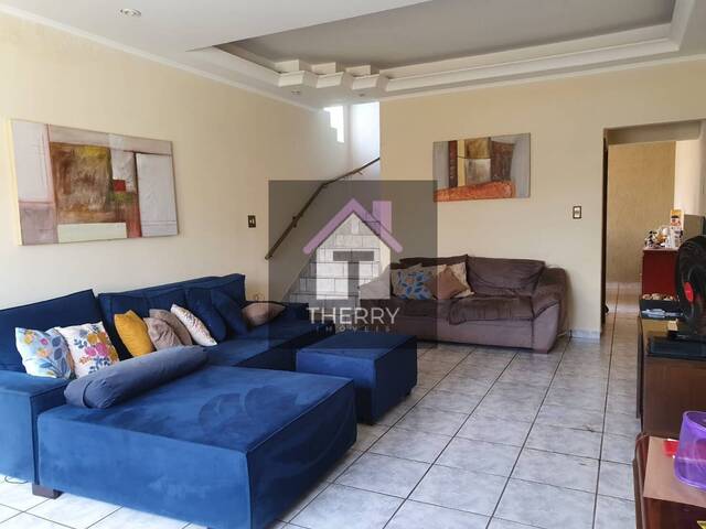 Sobrado para Venda em Araraquara - 3