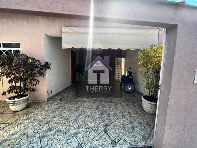 Casa para Venda em Araraquara - 3