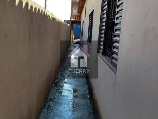 Casa para Venda em Matão - 5