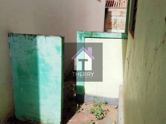 Casa para Venda em Araraquara - 3