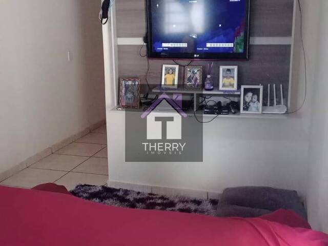 Casa para Venda em Américo Brasiliense - 5