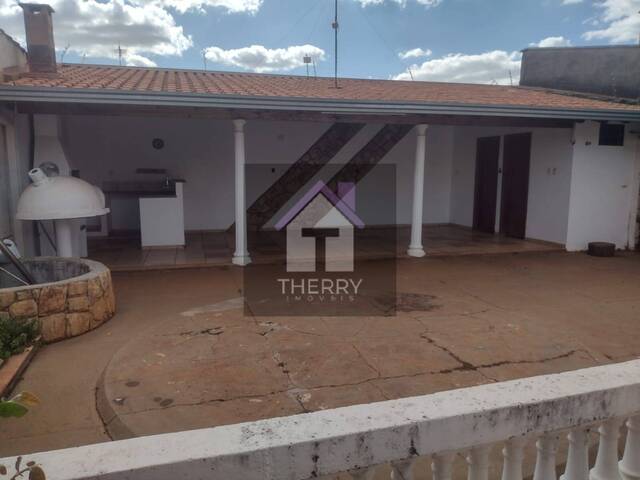 Casa para Venda em Araraquara - 2