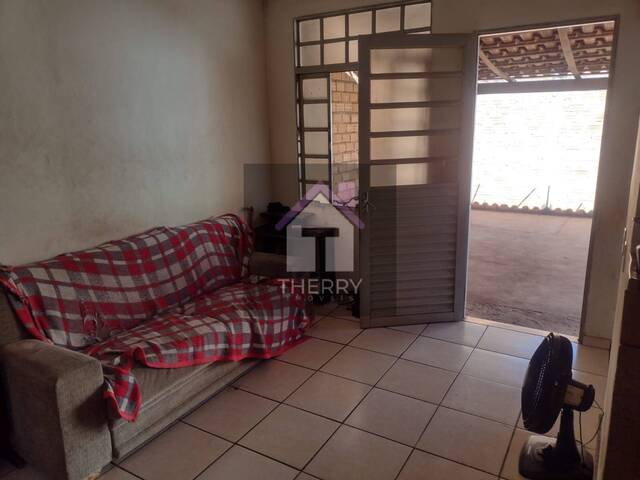 Casa para Venda em Araraquara - 3
