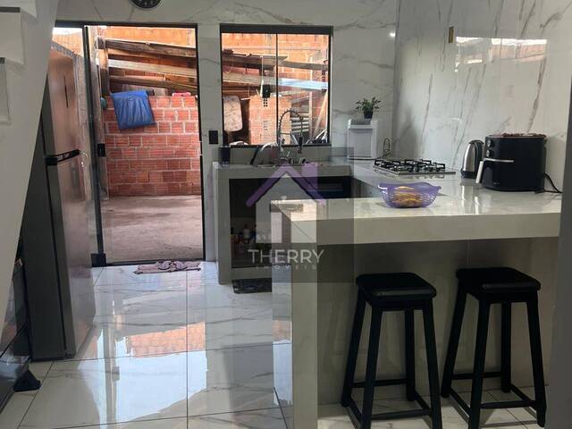 Casa para Venda em Araraquara - 2