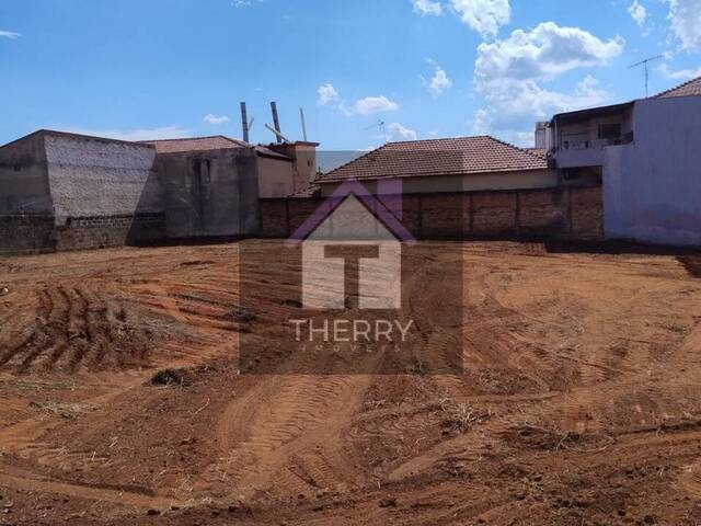 Terreno para Venda em Araraquara - 5