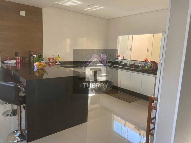 Casa para Venda em Araraquara - 2