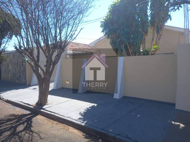 Casa para Venda em Araraquara - 2