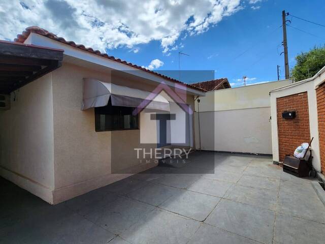 Sobrado para Venda em Matão - 5