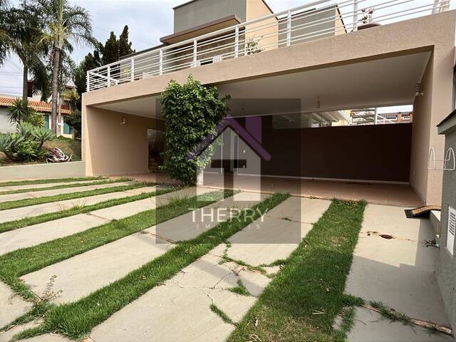 Sobrado para Venda em Araraquara - 2