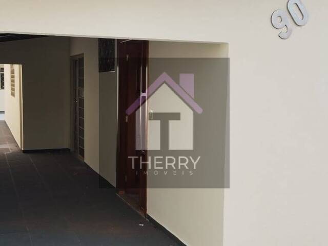 Casa para Venda em Américo Brasiliense - 5