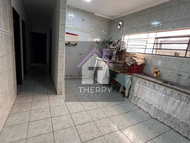 Casa para Venda em Araraquara - 5