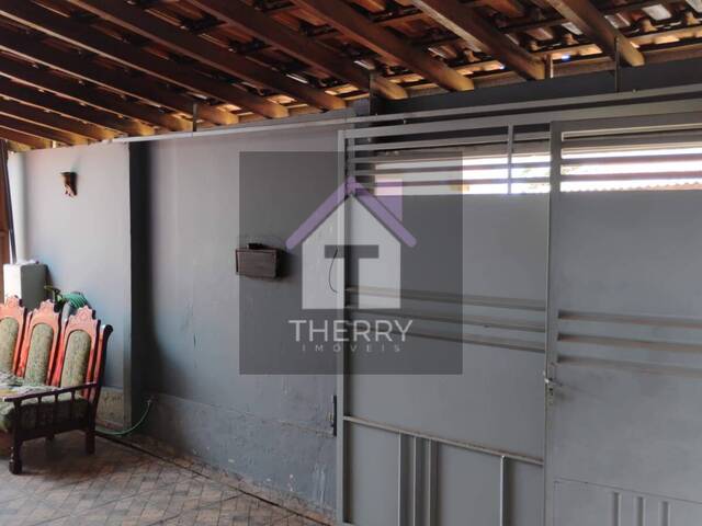 Casa para Venda em Araraquara - 2