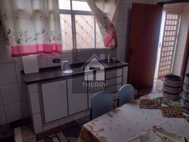 Casa para Venda em Araraquara - 4