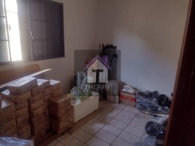 Casa para Venda em Américo Brasiliense - 5