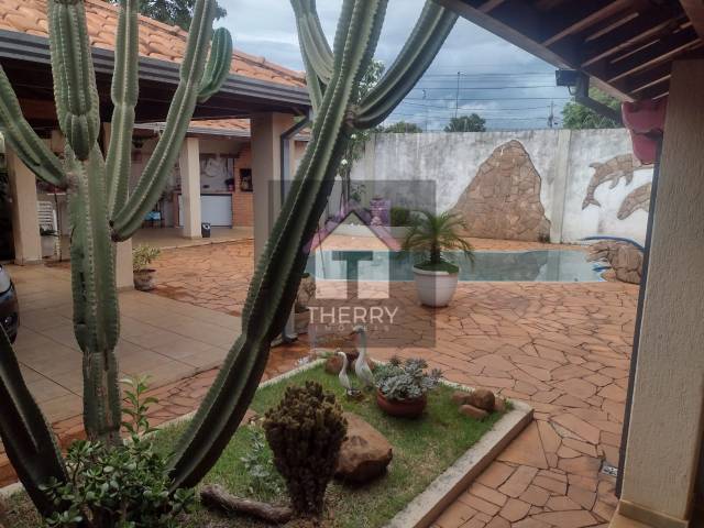 #CA5546 - Casa para Venda em Araraquara - SP - 3