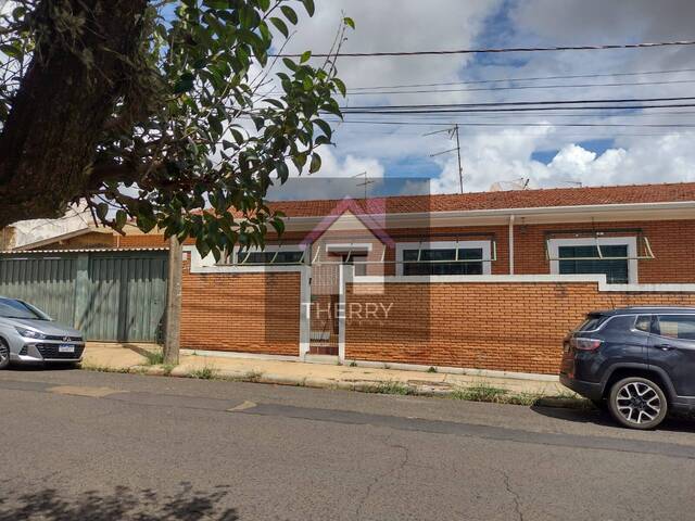 Casa para Venda em Araraquara - 3