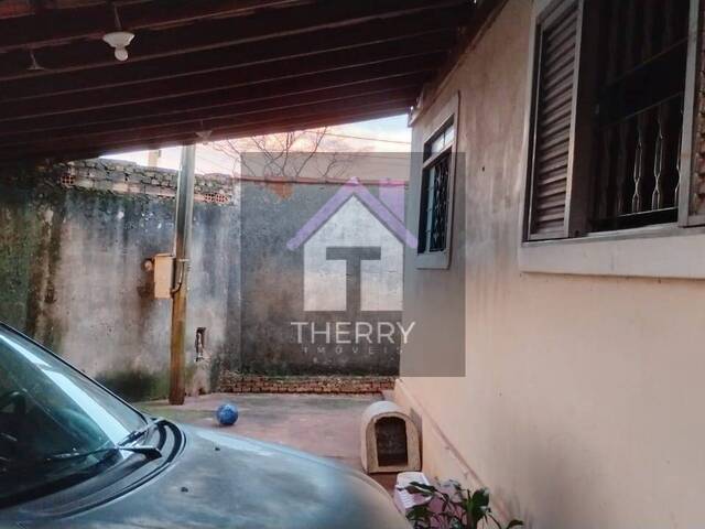 Casa para Venda em Araraquara - 3