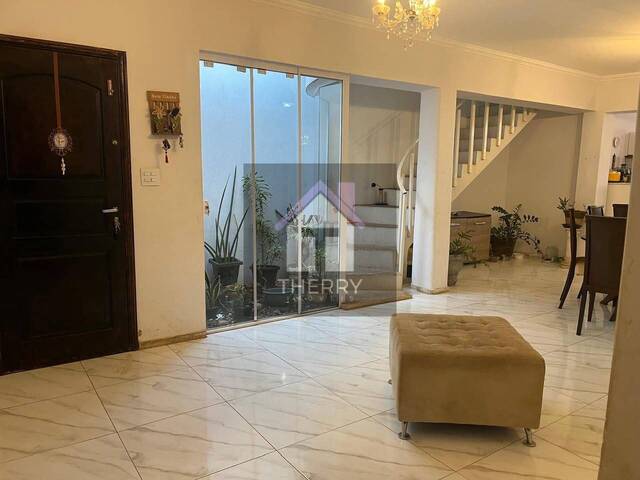 Sobrado para Venda em Araraquara - 5