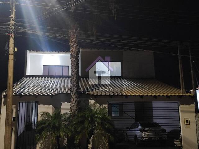 Sobrado para Venda em Araraquara - 2