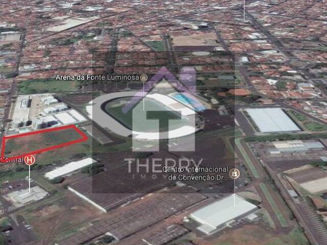 Área para Incorporação para Venda em Araraquara - 2