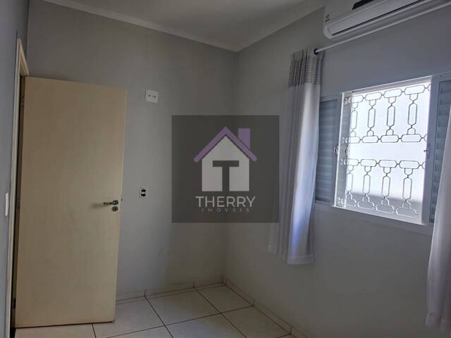 Casa para Venda em Araraquara - 3