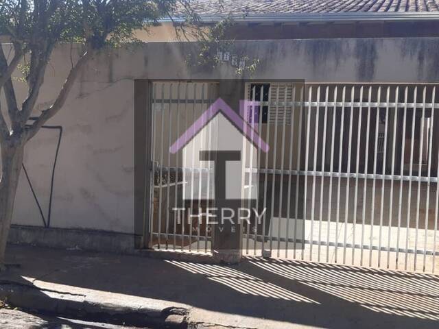 #CA0521 - Casa para Venda em Araraquara - SP