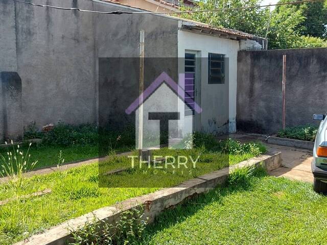 Casa para Venda em Araraquara - 3