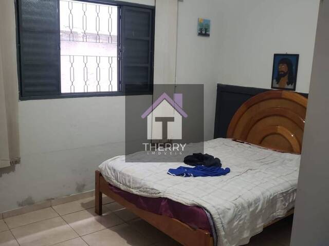 Casa para Venda em Araraquara - 3