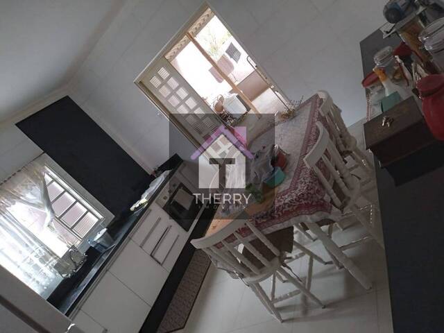 Casa para Venda em Araraquara - 2